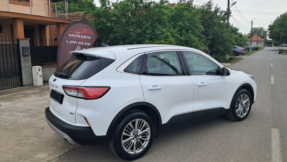 Ford Kuga Plug-In Hybrid Titanium, 225 CP,  Tva deductibil Finantare- Rate/ Garanție, INMATRICULAT,  EURO 6 Garanție 12-36 luni Finanțare  rate fixe