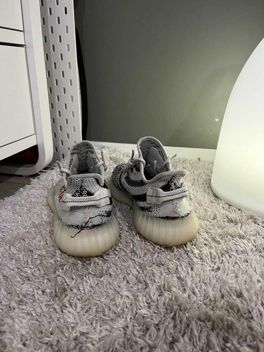 adidas Yeezy 350