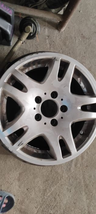 Продавам алуминиеви джанти.Джантите се продават без гуми!!!