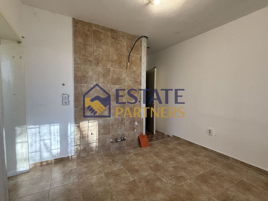 Дава се под наем Офис в Пловдив, Център - 25 кв.м за 169.32 € - Снимка #1