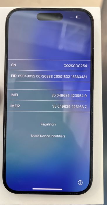 Iphone  15 Pro – stare foarte bună – baterie 88% – deblocat