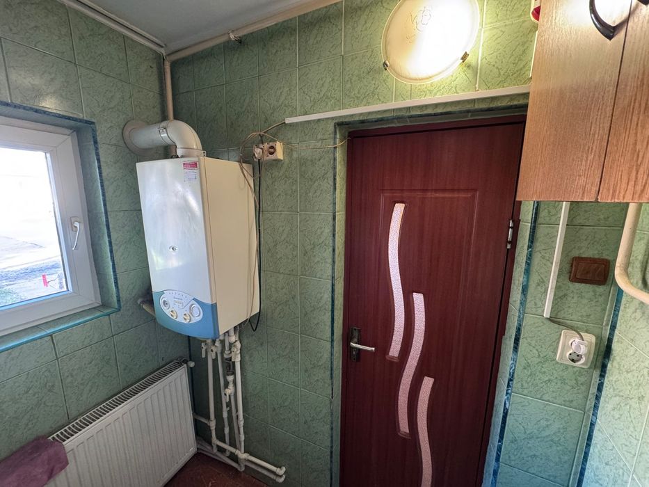 Inchiriez garsoniera 22mp Burdujeni cu centrala proprie