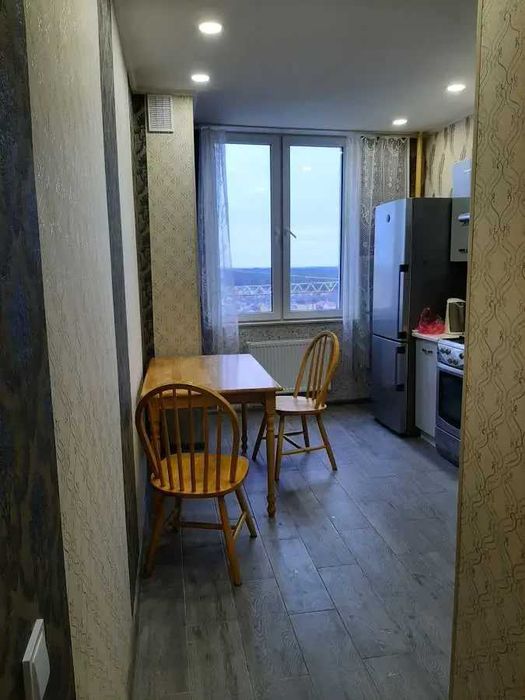 Дава се под наем Двустаен апартамент в София, Център - 45 кв.м за 377.4 € - Снимка #3