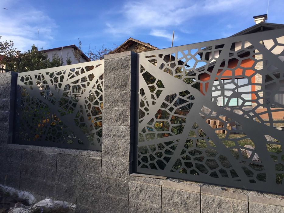 Метални оградни пана