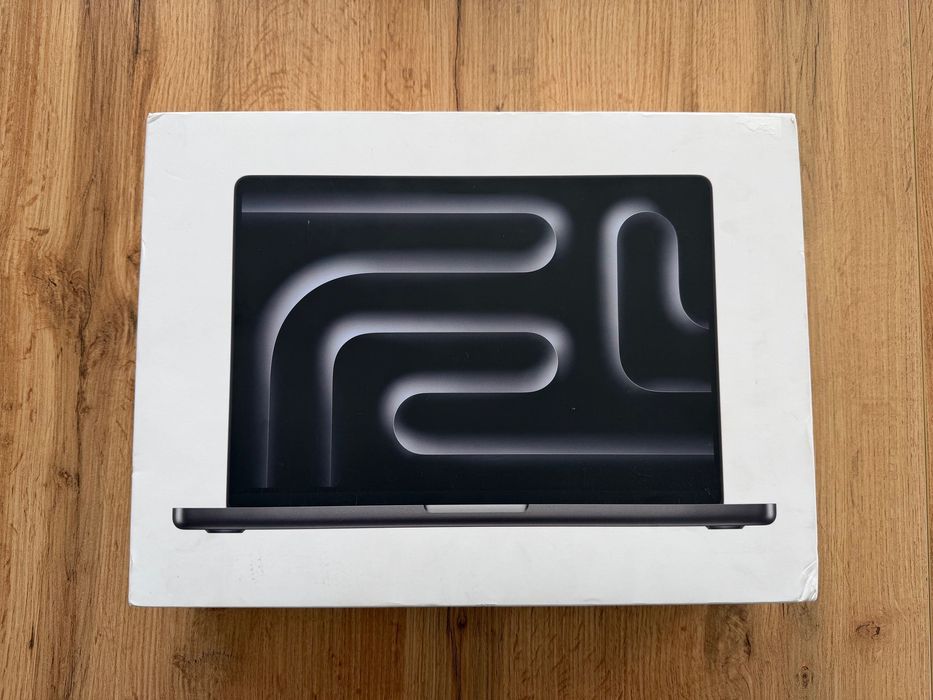 ЧИСТО НОВ MacBook Pro 14" M4 MAX 14-CPU, 32-GPU, 36GB RAM, 1TB SSD