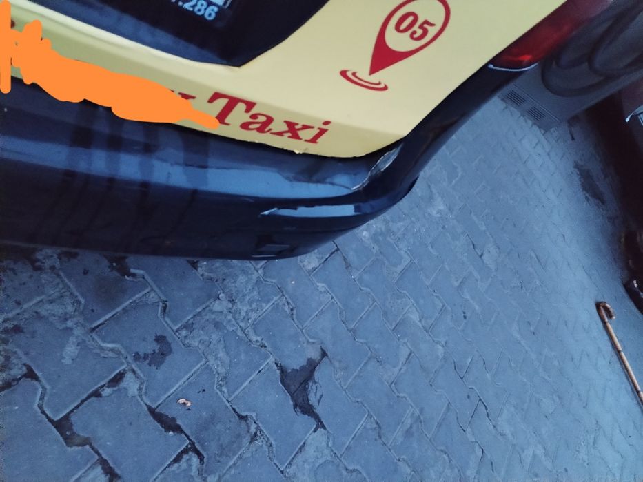 Vând firmă Taxi 2 licențe pot fi si separate