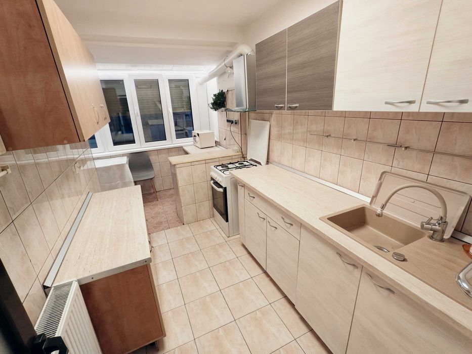 Apartament situat central 2 camere de inchiriat