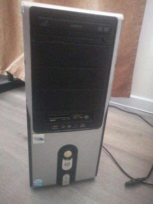 два корпуса с БП блоками питания