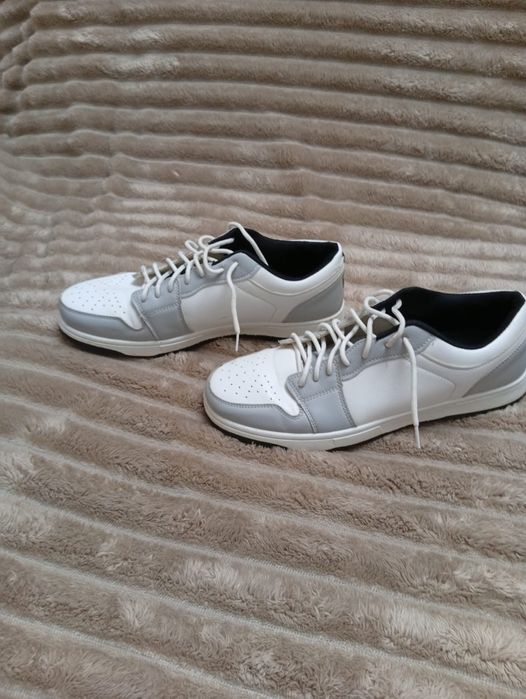 Продам кросовки мужские