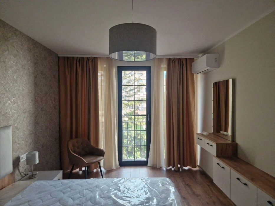 Дава се под наем Двустаен апартамент в София, Център - 80 кв.м за 917.49 € - Снимка #4