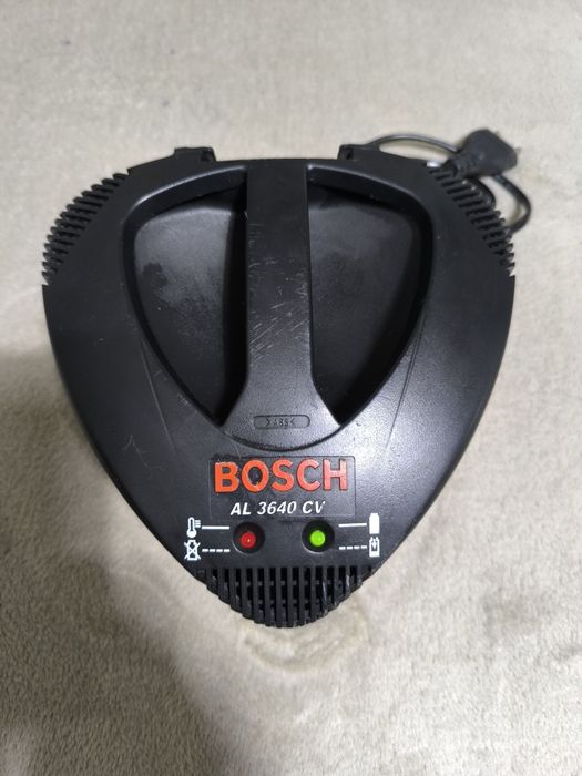 Încărcător Bosch AL3640 CV