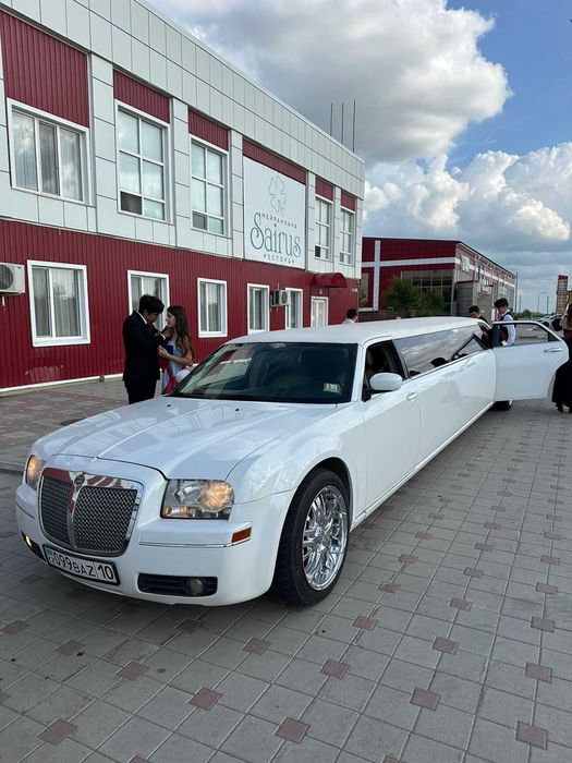 Chrysler 300C  продам