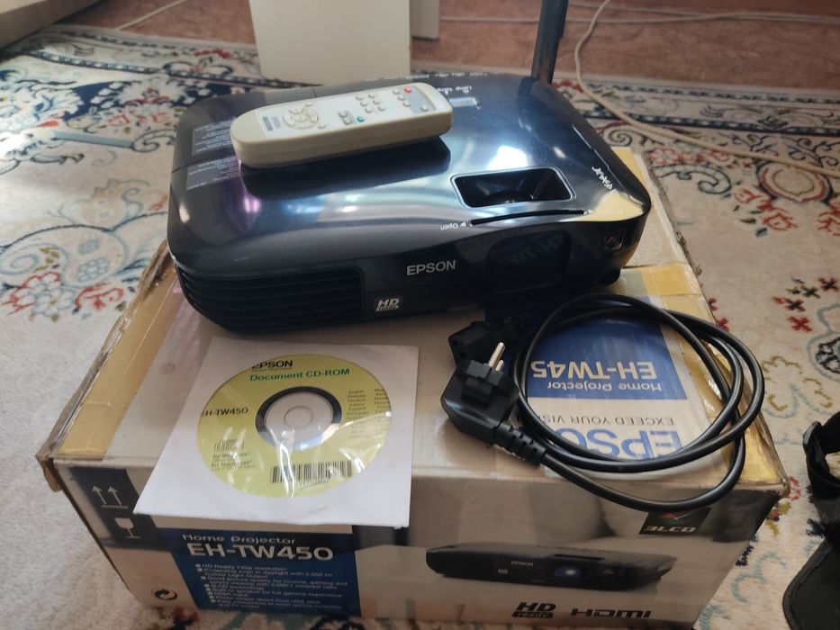 ПРОЕКТОР!  Epson home projector EH-TW