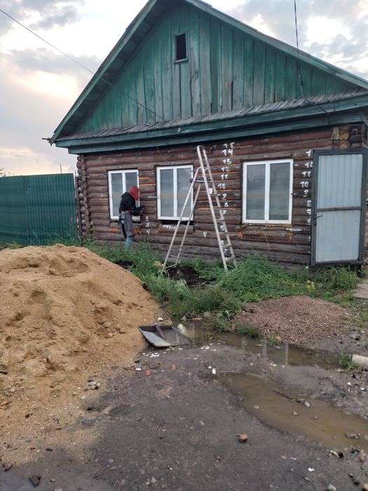 Продам строи материал дом  в разобранном виде