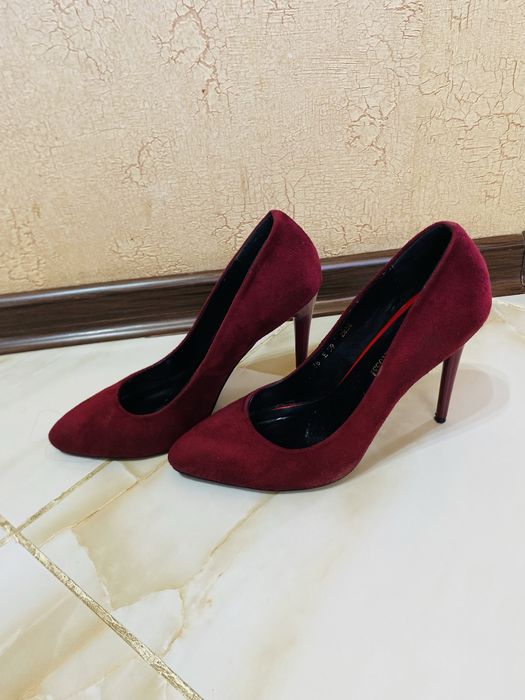 Продам туфли 38 размер