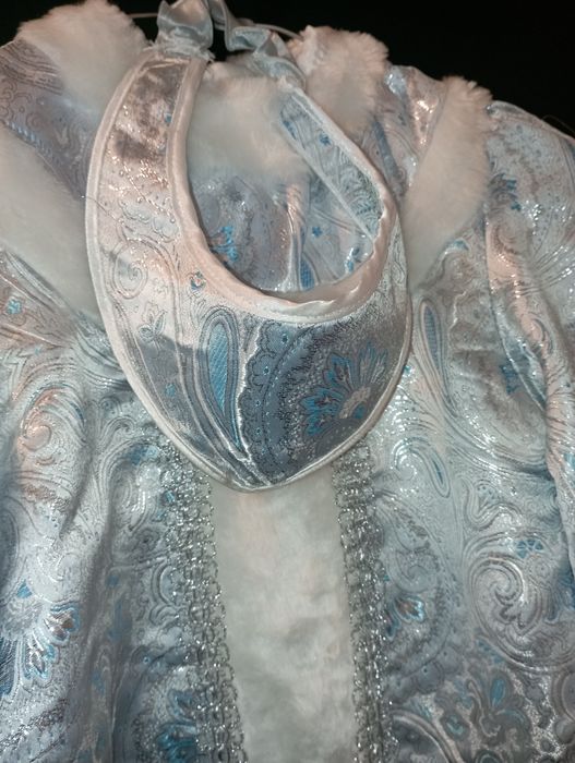 Новогоднее платье Снегурочки