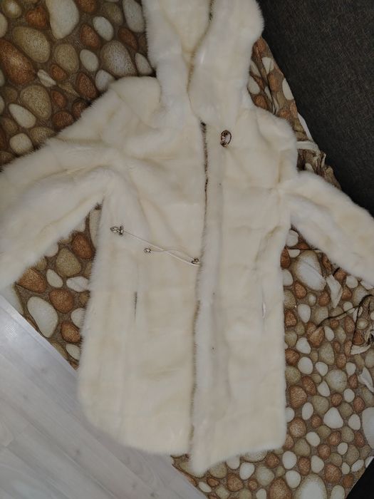 Продам шубу б/у хорошего качества