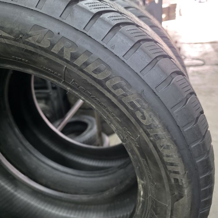 2x 225/60/18 M+S BRIDGESTONE 2022 Stare excelenta