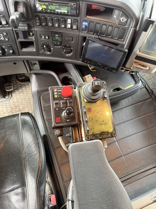 Scania R560 6x4 basculabil, dezapazire FINANTARE AVANS 0%