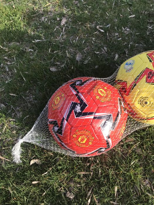 Футболни топки (+ баскетболна)