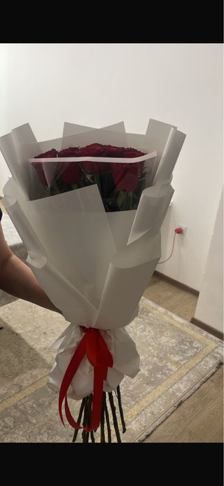 13 шт красные розы