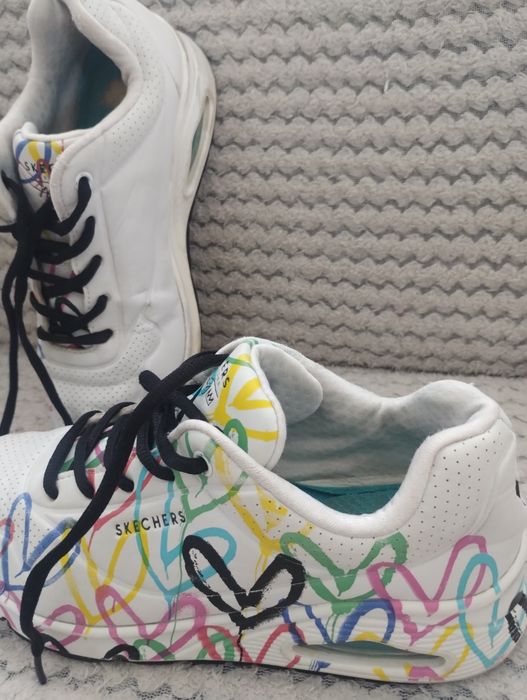 Adidași skechers