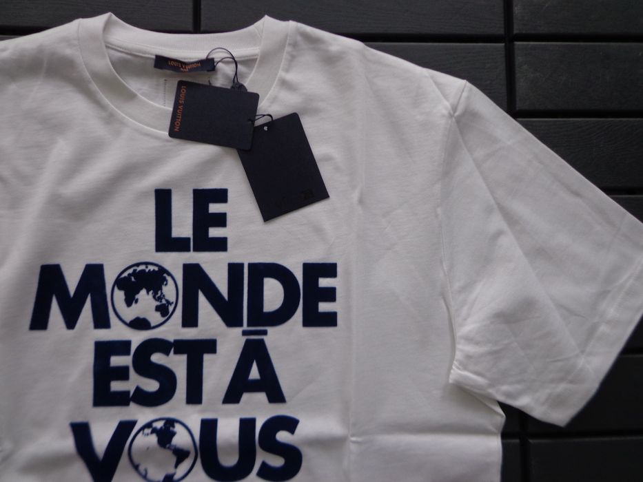 Мъжка тениска Louis Vuitton Le Monde Esta Vous