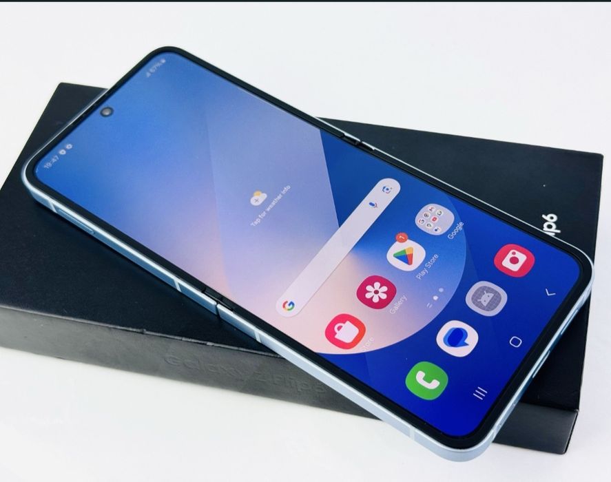 Samsung galaxy flip 6