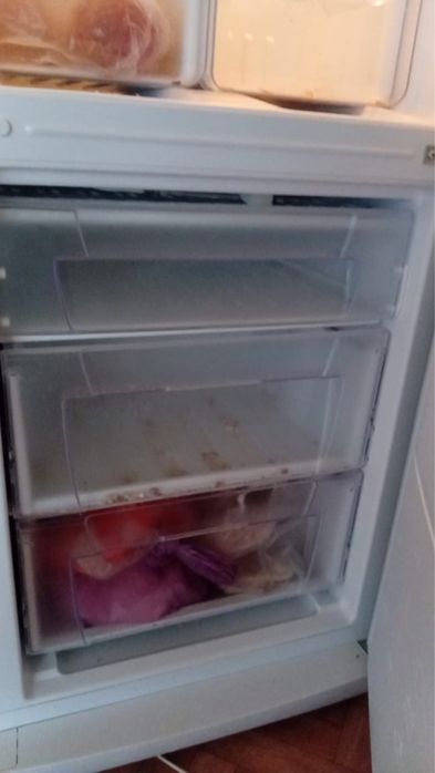 Продаю Холодильник