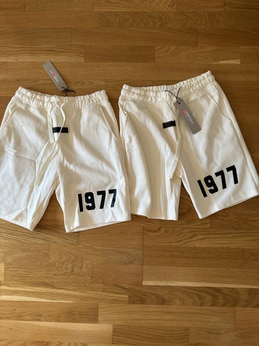 Pantaloni Essentials