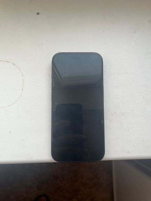 Срочно продам iPhone 16 pro /256