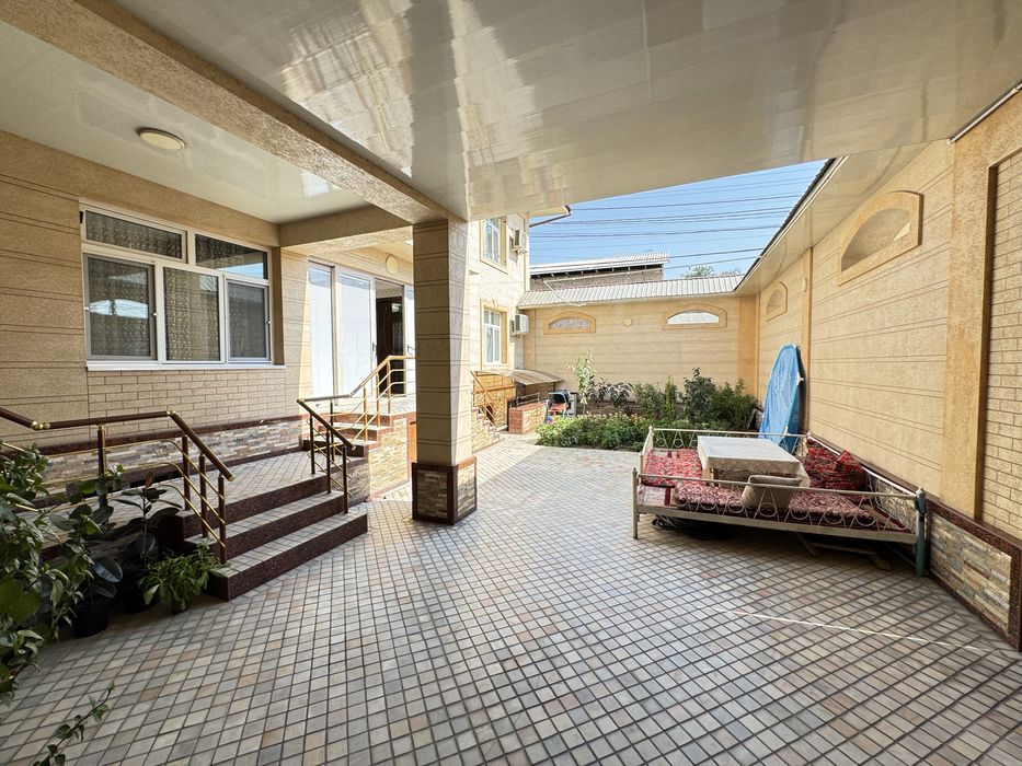 Шайхонтохур 2.6 соту 2 этаж участка ховли уй коттедж