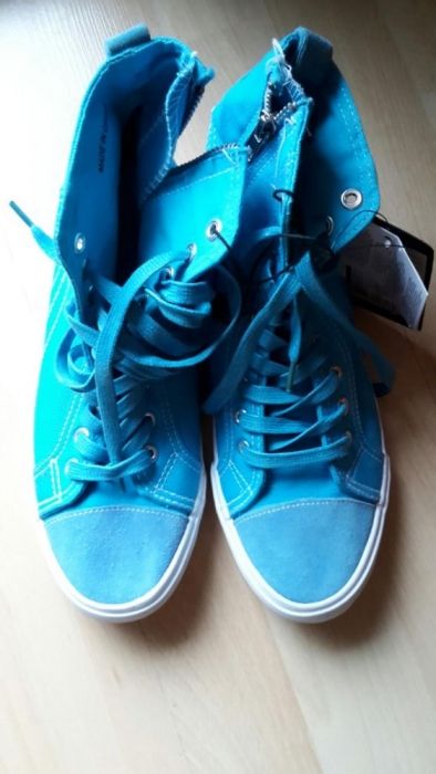 Teniși noi măsura 39 New Yorker