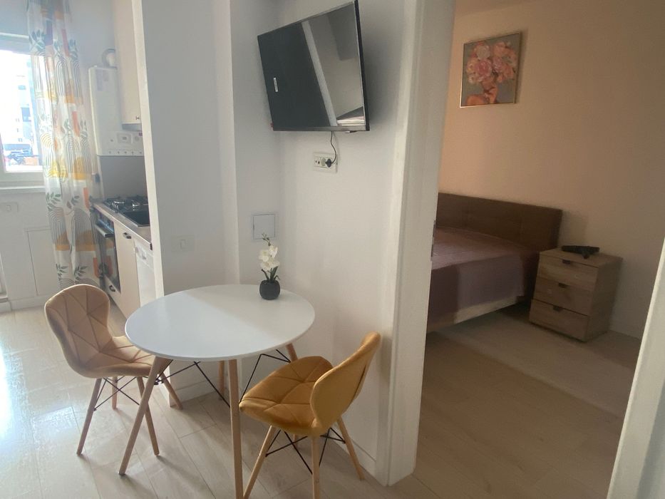 Inchiriez Studio, str Biruintei nr 87, et 1, la 5 min de metrou Berceni