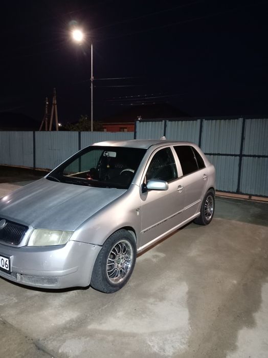 Skoda Fabian сатылады жылы 2002