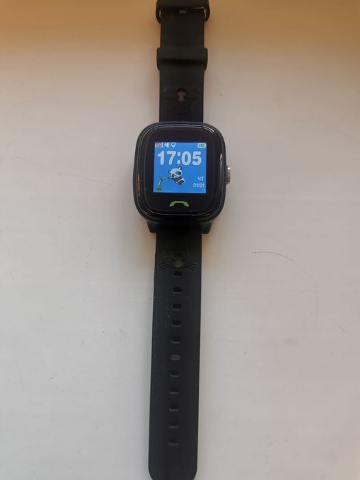 Продаю часы детские