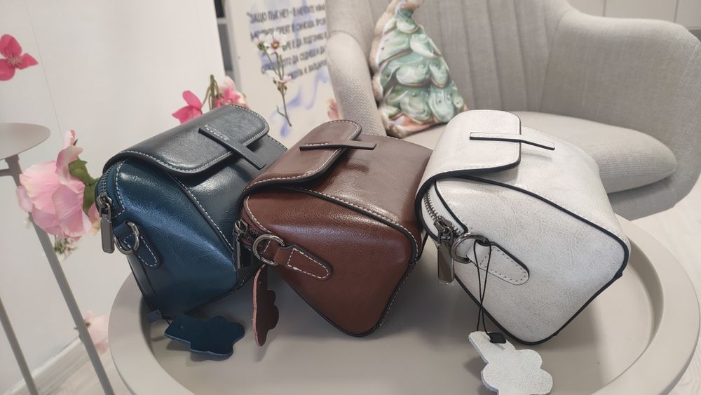 Кросбоди чанта естествена кожа бяла, кафява, синя