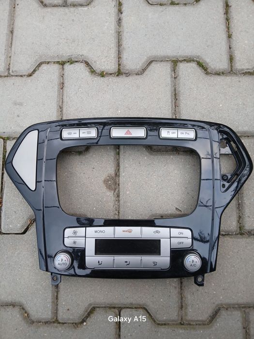 Panou clima dublu climatronic fata ford mondeo mk4 2.0 tdci 140cp