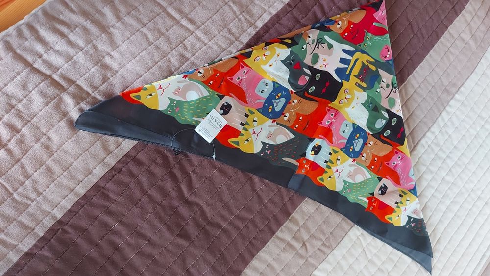 Сатенено шалче с котета