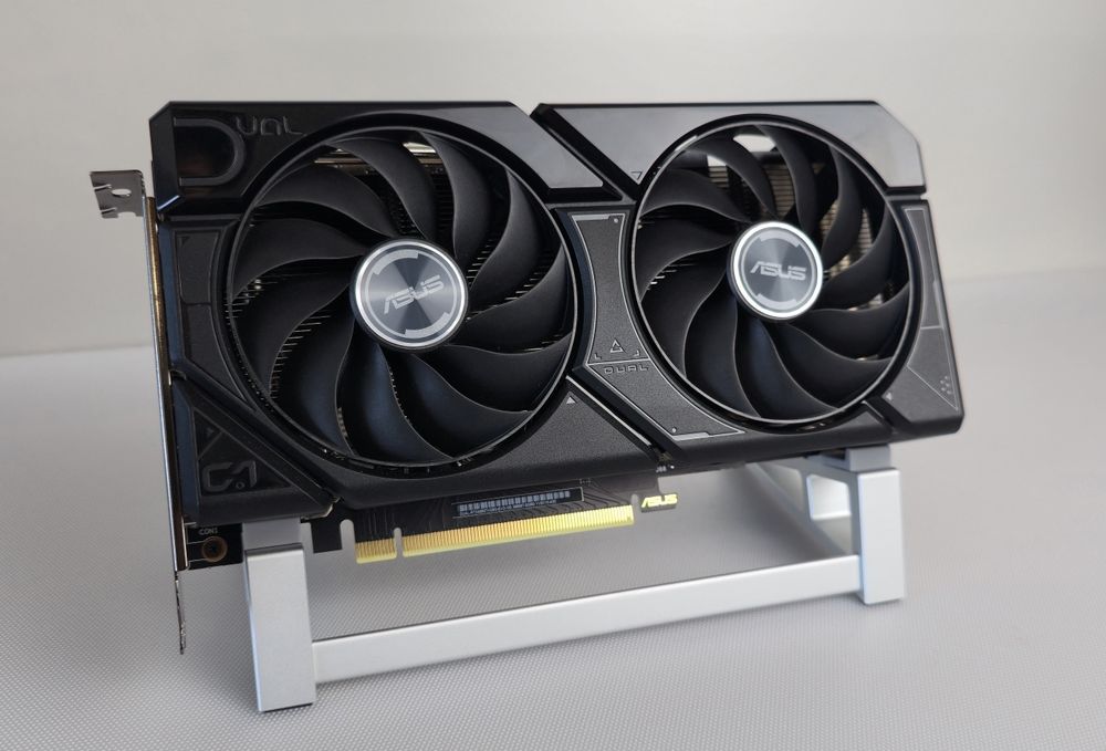 Видео карта Asus Dual RTX 4060 ti 8GB GDDR6, Nvidia GeForce