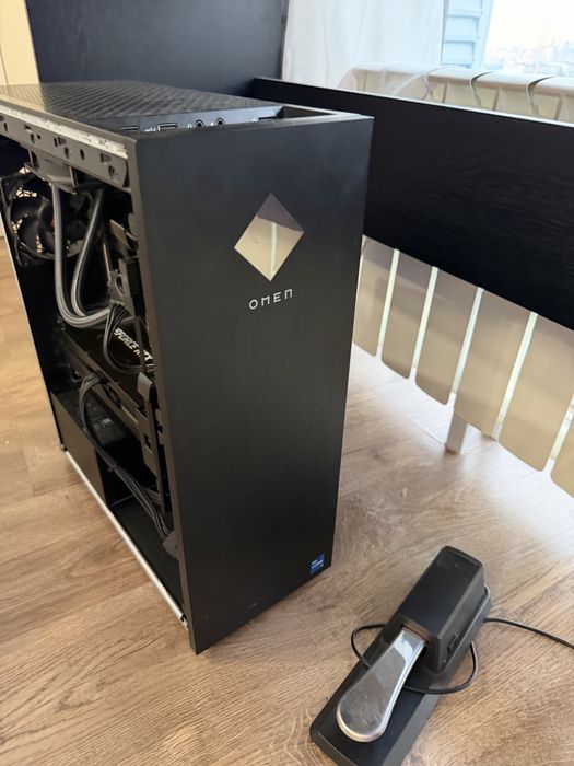 HP OMEN 25L rtx3070TU
