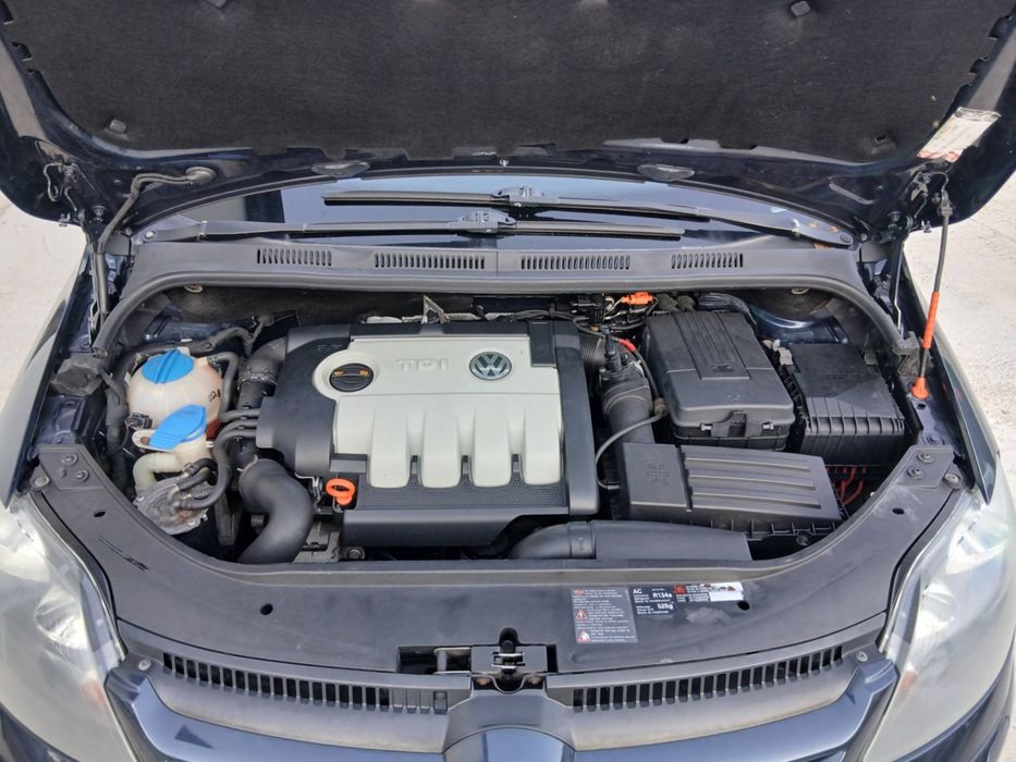 Volkswagen Golf 5 Plus 1.9 TDI, 2008, diesel, manual, întreținut