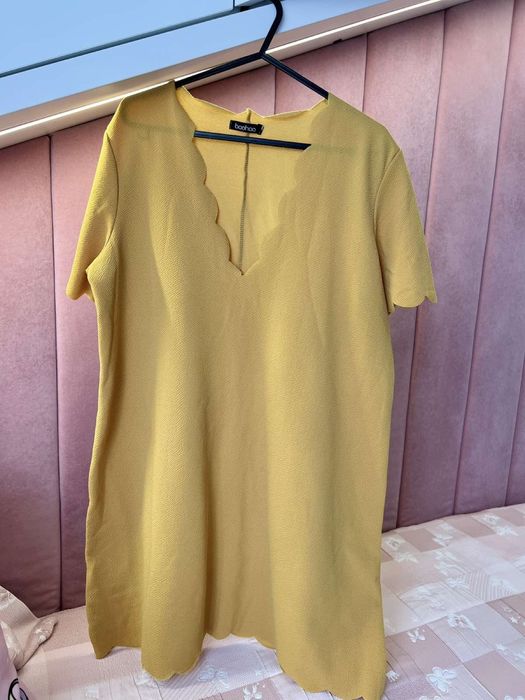 Свободна къса рокля Boohoo