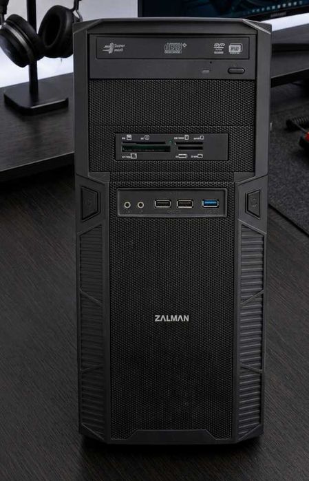 Продавам настолен компютър който става и за игри / i5-7400 / 16GB RAM / GTX 1050 Ti 4GB / 240SSD + 1TB HDD / 550W Захранване be quiet! / Кутия Zalman