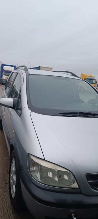 Vand Opel Zafira pentru piese