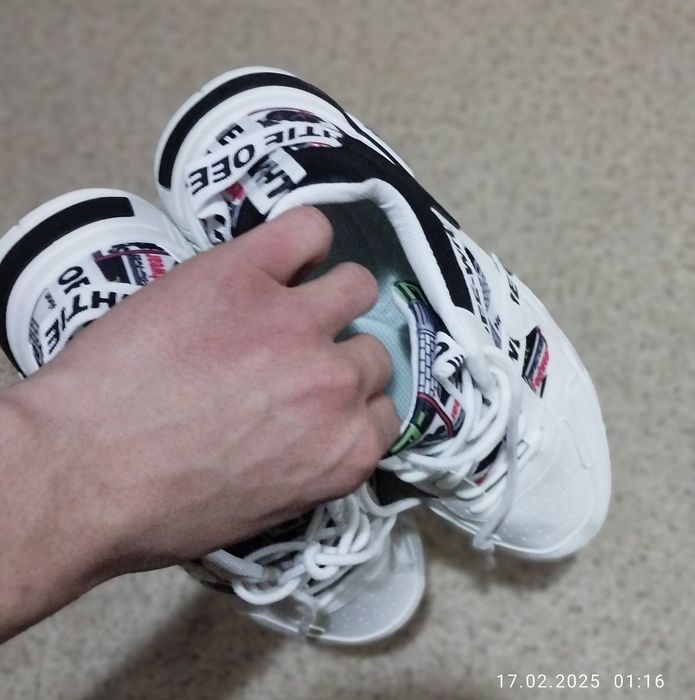 Мужские Кроссовки Беллый Размер 45 Size45
