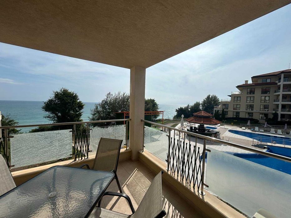 Продава се Двустаен апартамент в Варна, Център - 80 кв.м за 1063 €/кв.м - Снимка #2