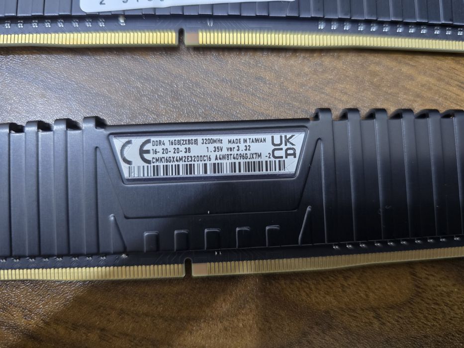 ОЗУ Corsair Vengeance 8x2 3200 ddr4