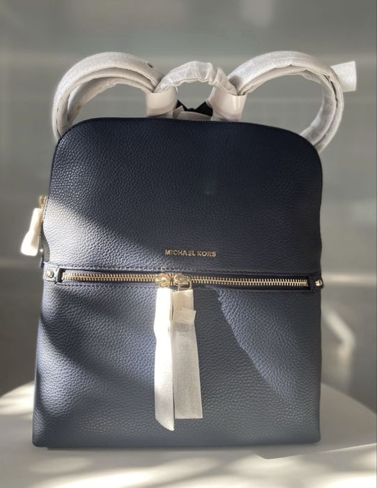 Rucsac NOU Michael Kors Rhea Slim