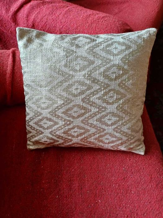Калъфи за декоративни възглавнички